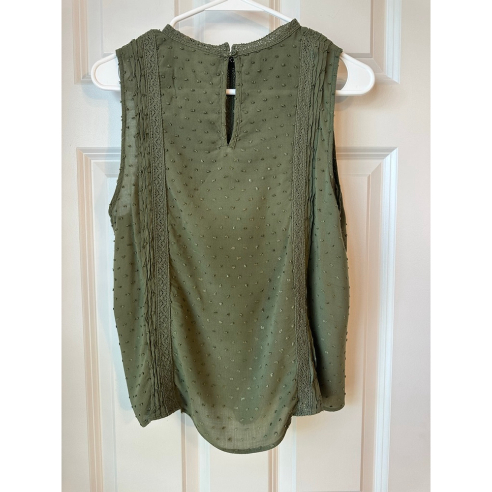 Women's GAP Green Swiss Dot Lace Trim Sleeveless Blouse Size M - Picture 3 of 3